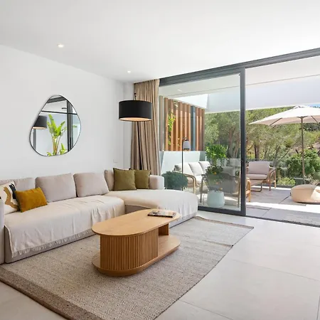 Dunes Penthouse - Brand New, Splendid Rooftop, Pool & Sea View * マルベーリャ