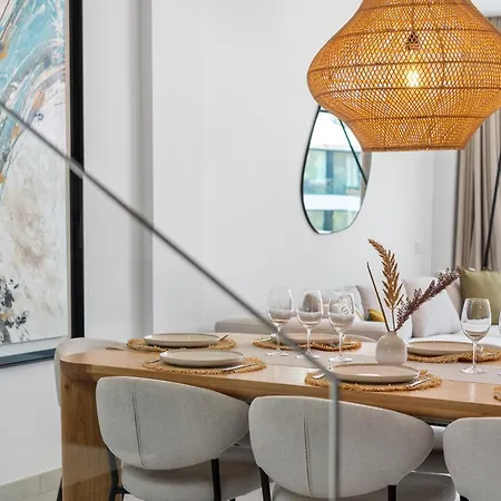 アパート Dunes Penthouse - Brand New, Splendid Rooftop, Pool & Sea View *