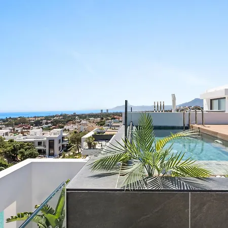 Apartament Dunes Penthouse - Brand New, Splendid Rooftop, Pool & Sea View