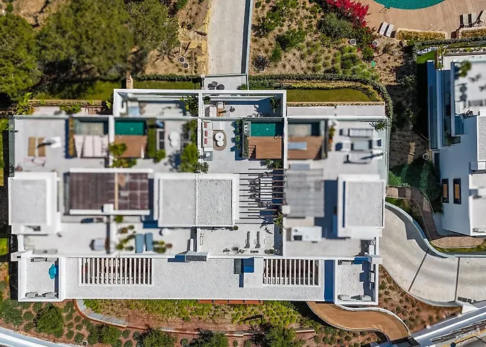 Dunes Penthouse - Brand New, Splendid Rooftop, Pool & Sea View Appartamento